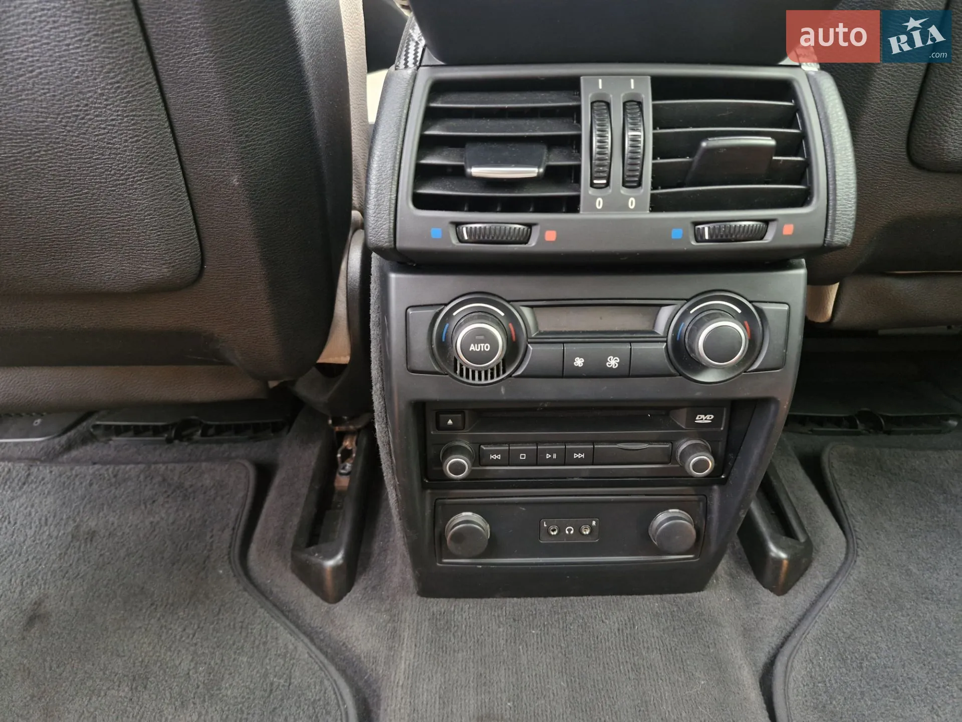 2011 BMW X5 - мініатюра 26