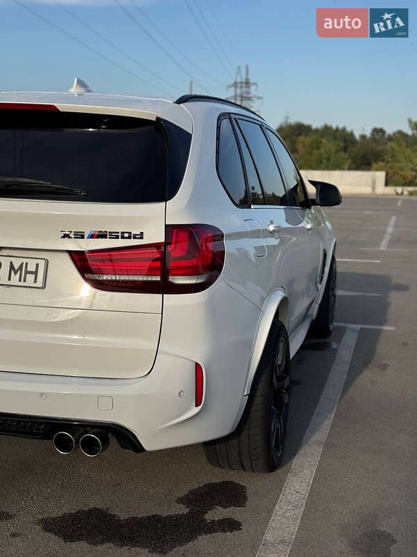 Позашляховик / Кросовер BMW X5 2014 в Бучі