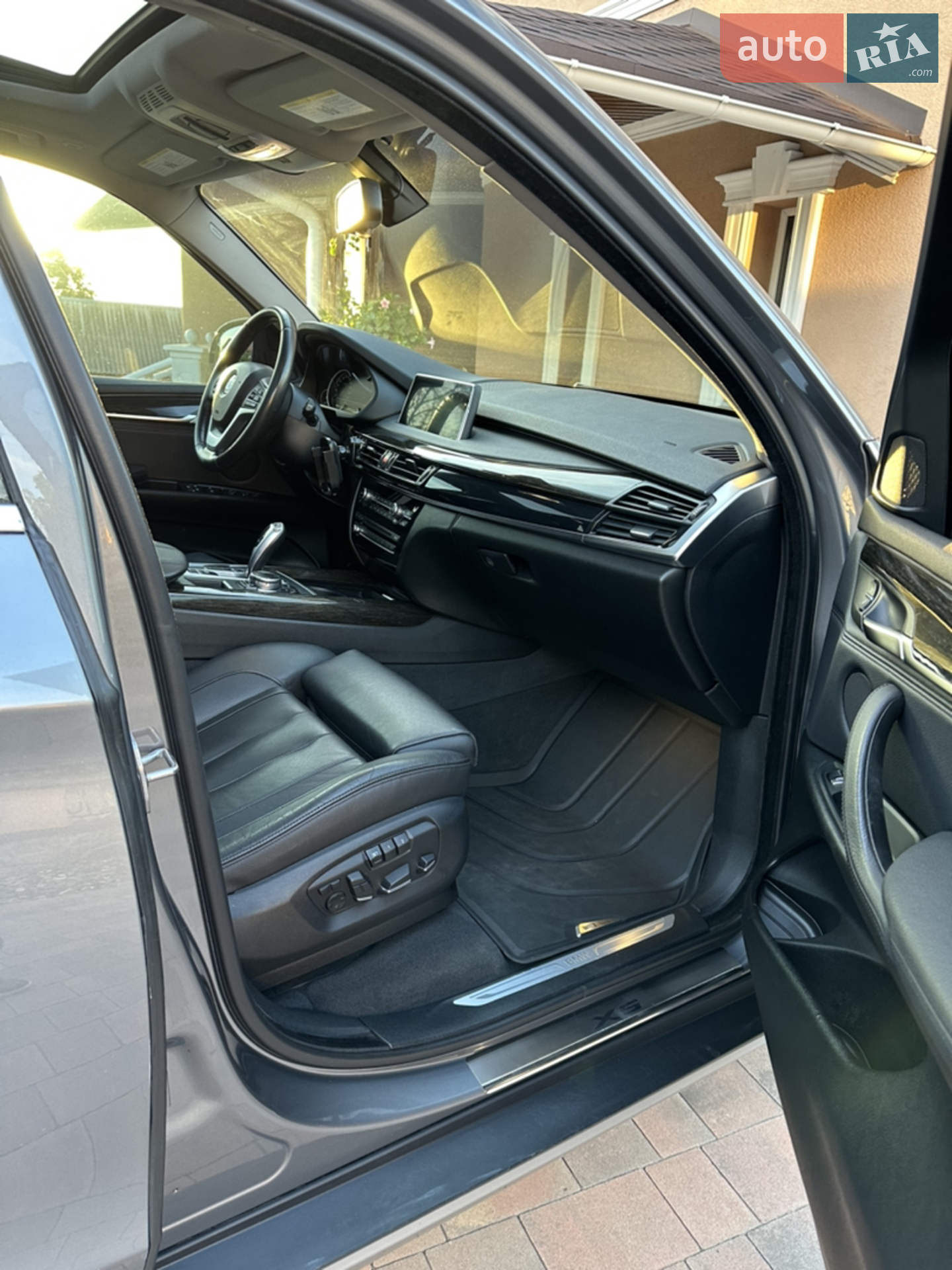 2016 BMW X5 - мініатюра 21