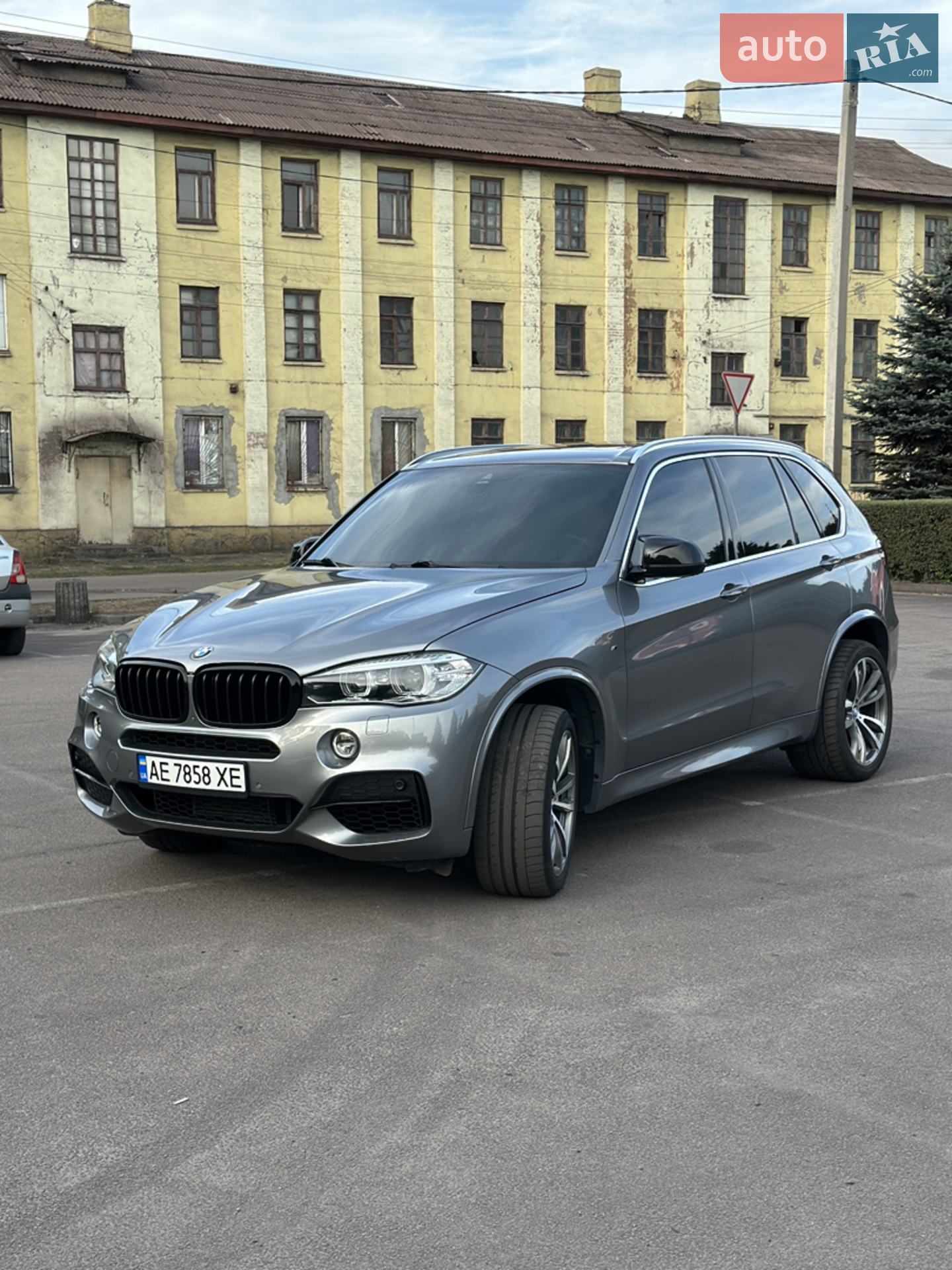 2016 BMW X5 - мініатюра 25