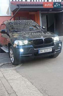 Внедорожник / Кроссовер BMW X5 2008 в Ровно