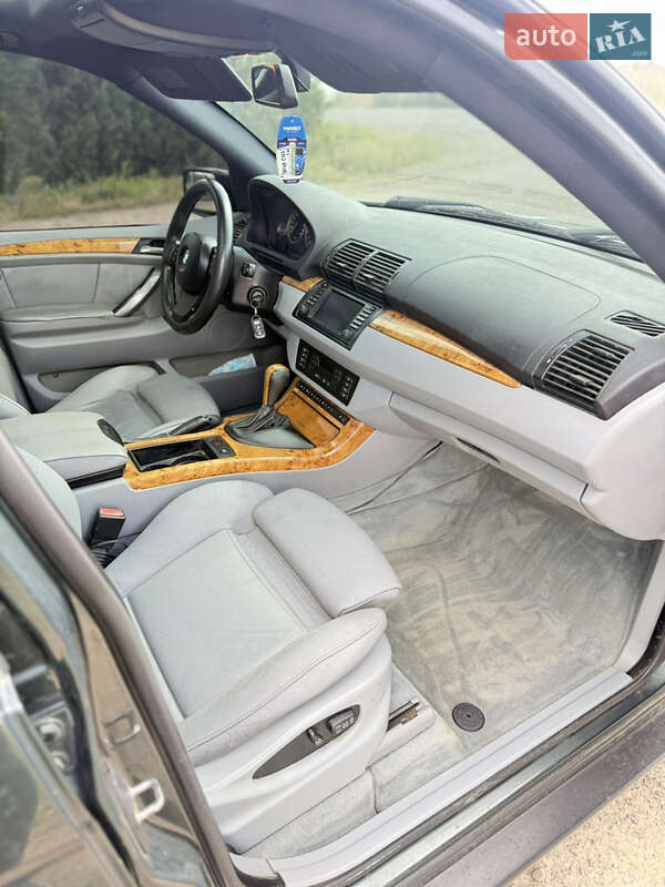 Позашляховик / Кросовер BMW X5 2005 в Чернівцях