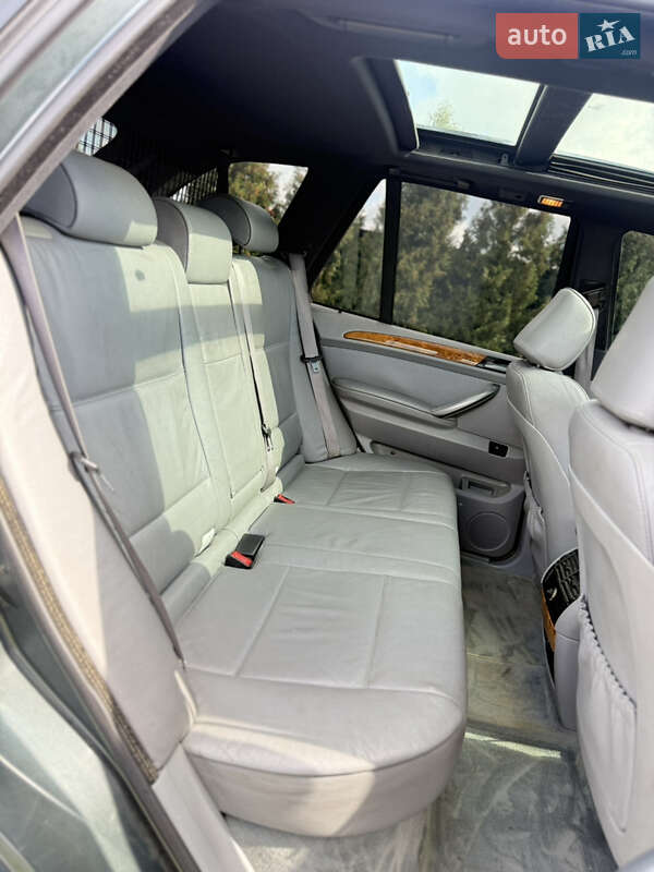 Позашляховик / Кросовер BMW X5 2005 в Чернівцях