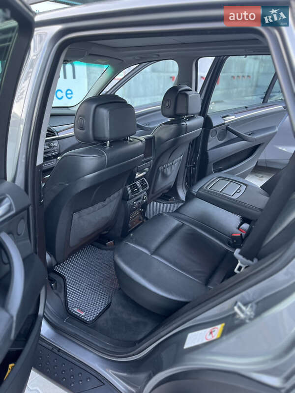 Позашляховик / Кросовер BMW X5 2008 в Києві
