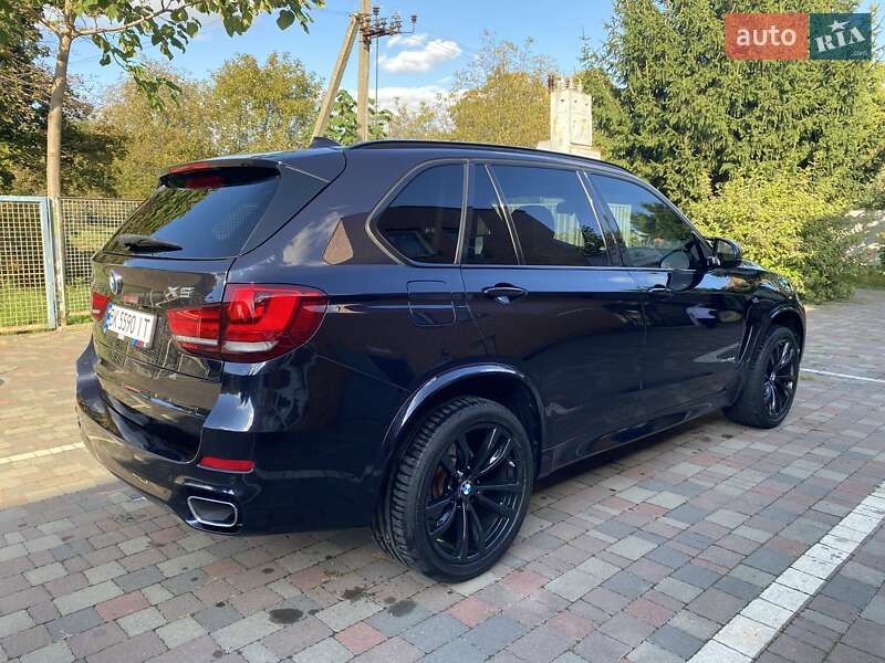 Внедорожник / Кроссовер BMW X5 2017 в Ровно