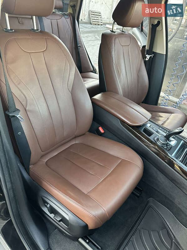 Внедорожник / Кроссовер BMW X5 2015 в Киеве
