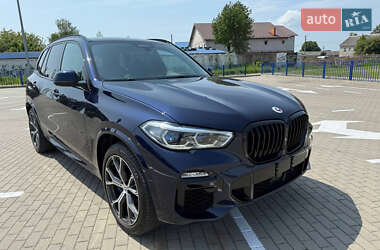 Внедорожник / Кроссовер BMW X5 2020 в Нововолынске