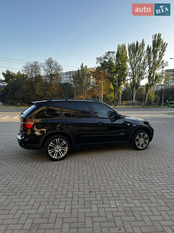 Внедорожник / Кроссовер BMW X5 2012 в Запорожье