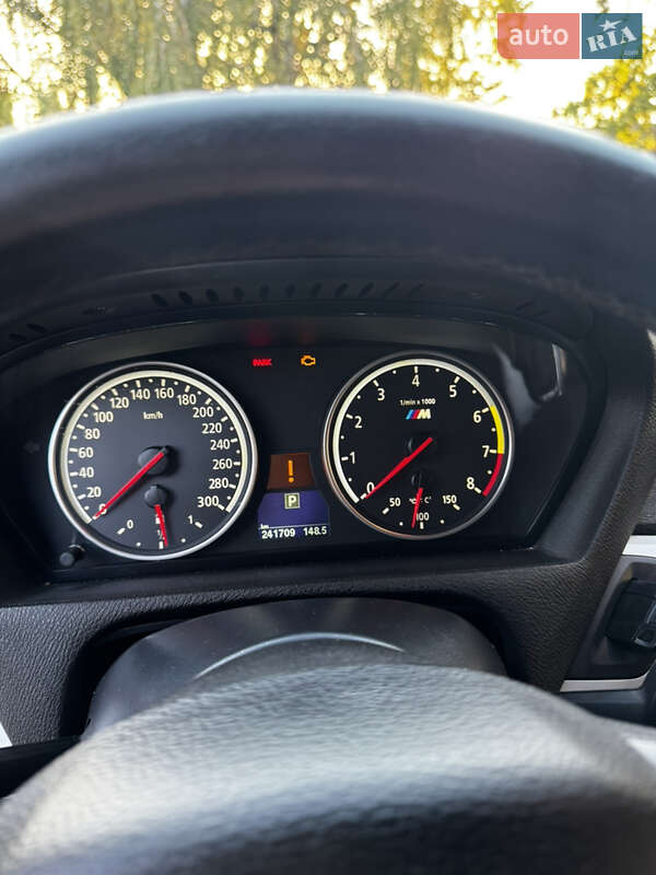 Внедорожник / Кроссовер BMW X5 2012 в Запорожье