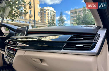 Позашляховик / Кросовер BMW X5 2014 в 