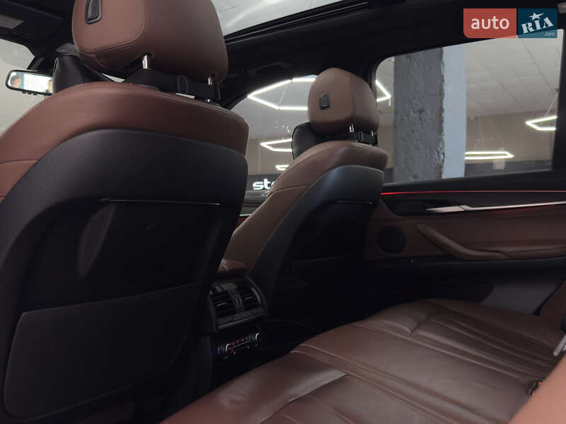 Внедорожник / Кроссовер BMW X5 2015 в Николаеве