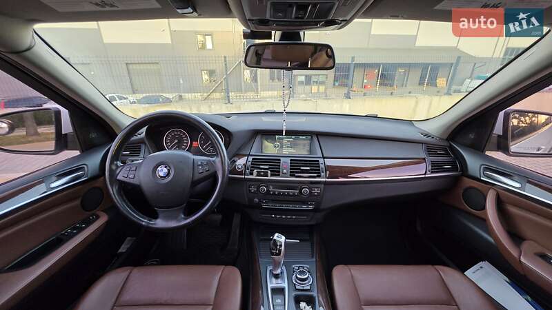 Внедорожник / Кроссовер BMW X5 2012 в Ивано-Франковске
