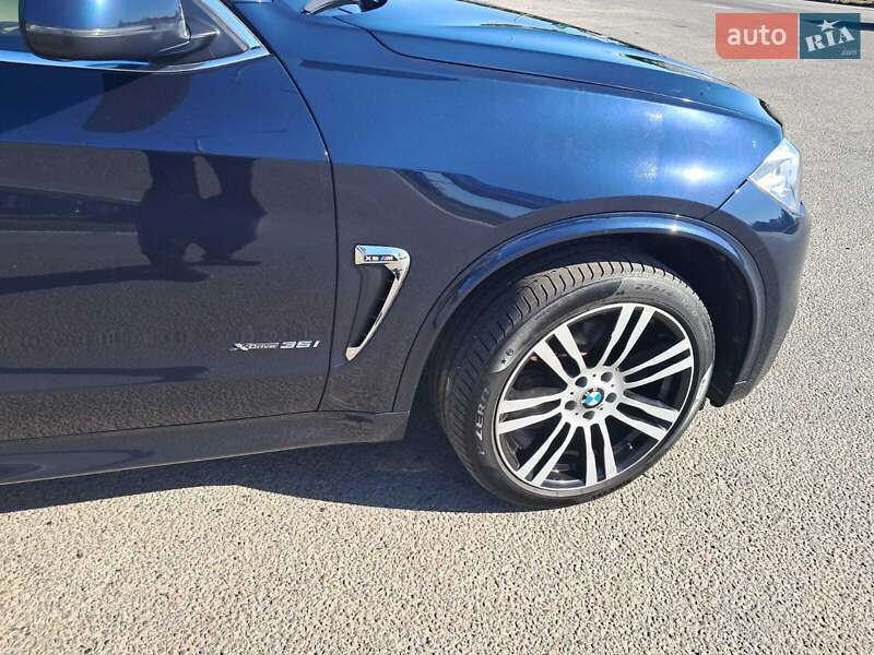 Внедорожник / Кроссовер BMW X5 2015 в Полтаве