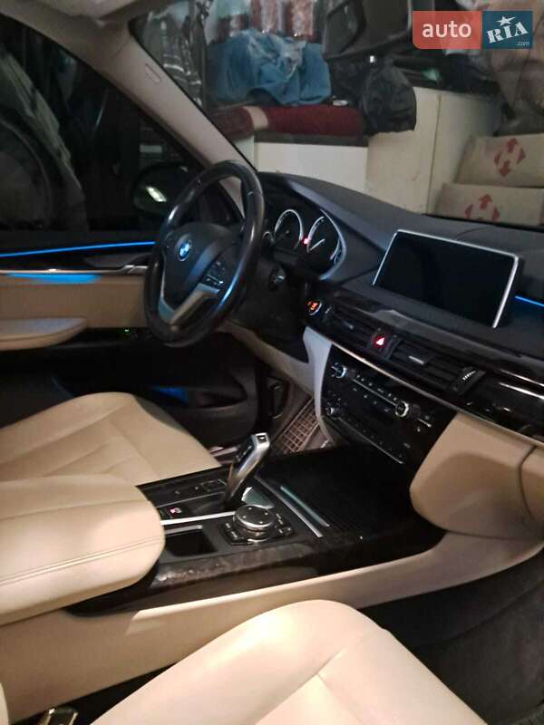 Внедорожник / Кроссовер BMW X5 2015 в Полтаве