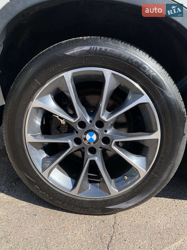 Внедорожник / Кроссовер BMW X5 2017 в Киеве
