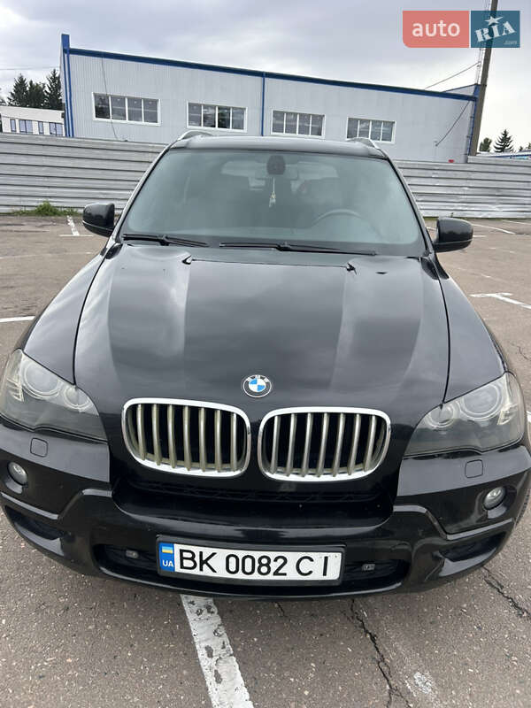 Позашляховик / Кросовер BMW X5 2009 в Києві