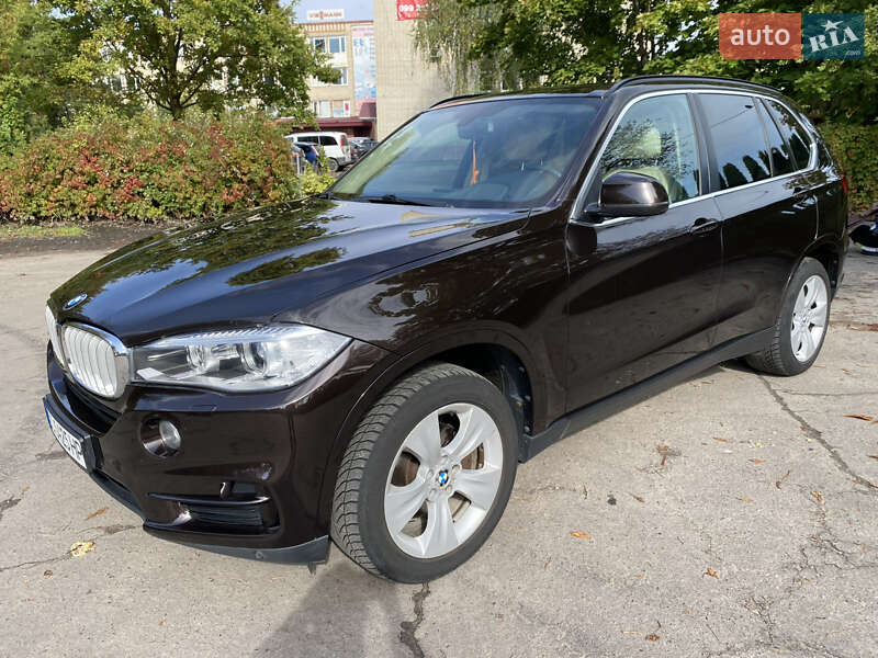 Внедорожник / Кроссовер BMW X5 2013 в Луцке