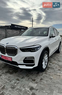 Внедорожник / Кроссовер BMW X5 2021 в Костополе