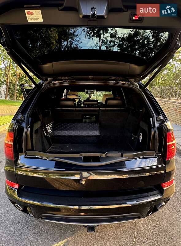 Внедорожник / Кроссовер BMW X5 2012 в Киеве