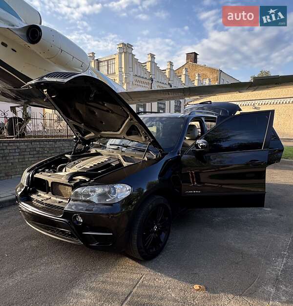 Внедорожник / Кроссовер BMW X5 2012 в Киеве