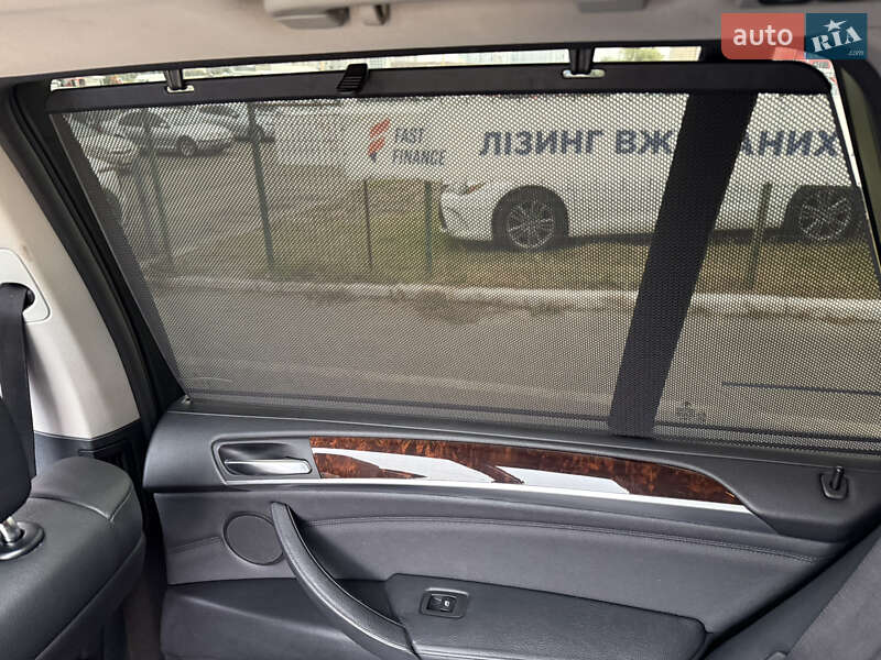 Позашляховик / Кросовер BMW X5 2011 в Києві