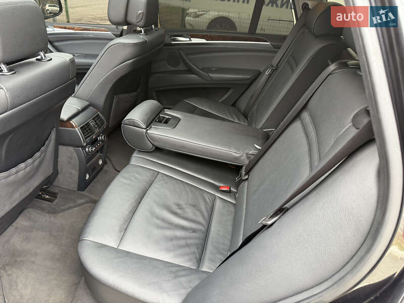 Позашляховик / Кросовер BMW X5 2011 в Києві