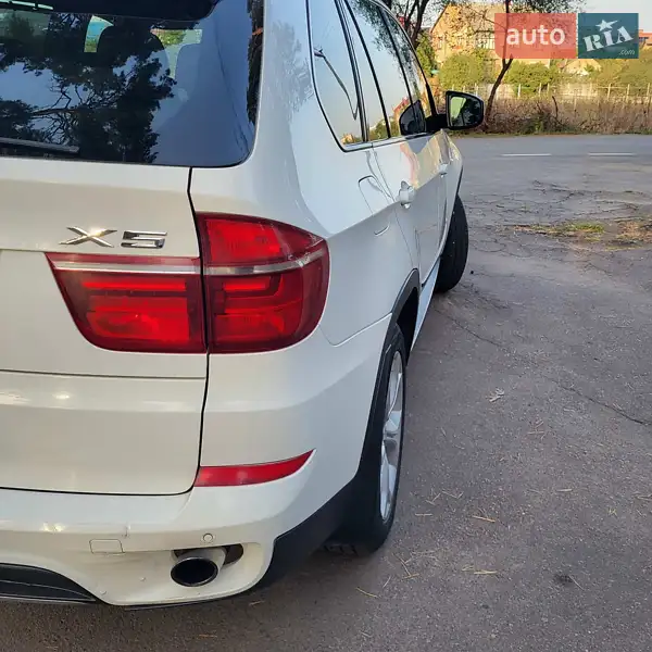 BMW X5 2011