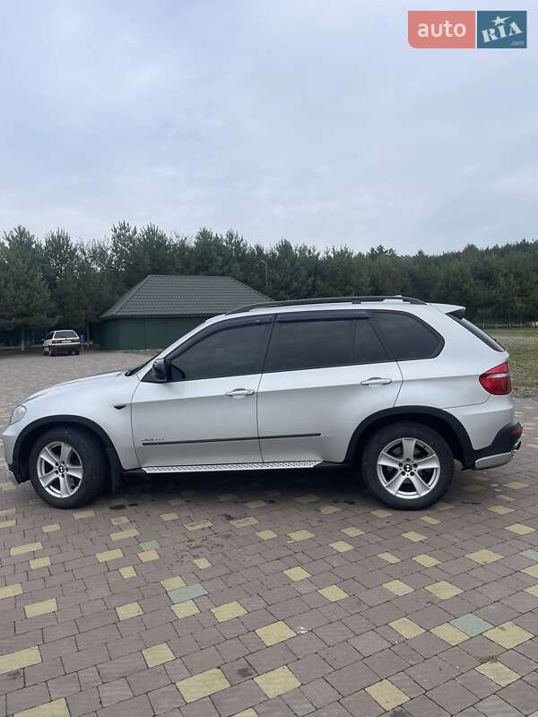 Внедорожник / Кроссовер BMW X5 2009 в Львове