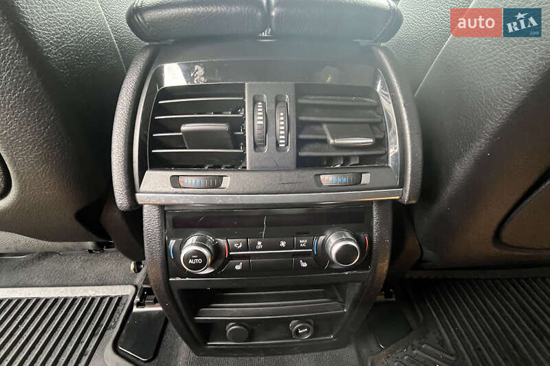 Позашляховик / Кросовер BMW X5 2015 в Стрию