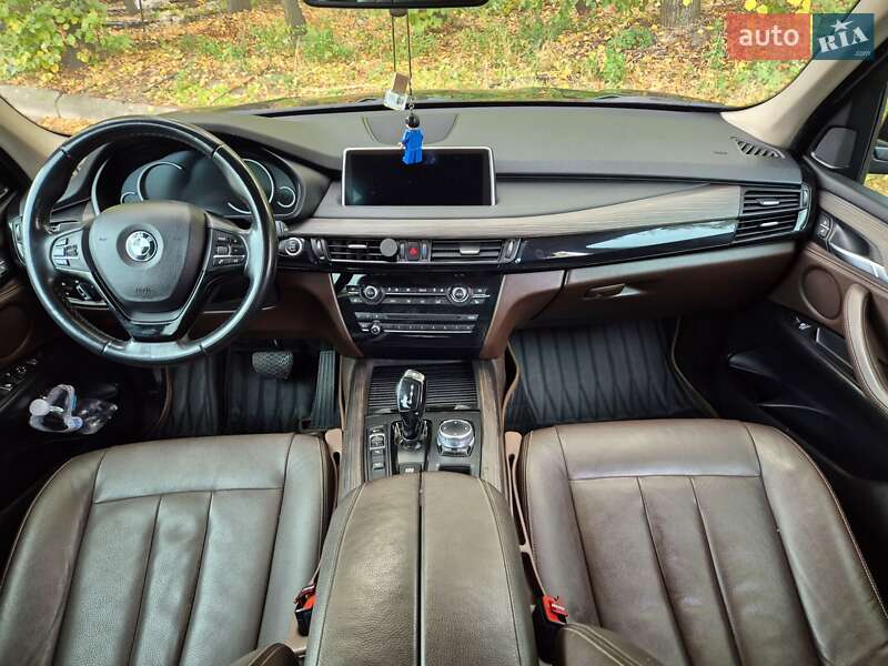 Позашляховик / Кросовер BMW X5 2016 в Черкасах