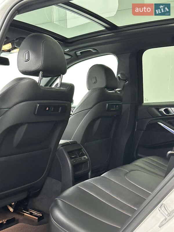 Внедорожник / Кроссовер BMW X5 2019 в Одессе