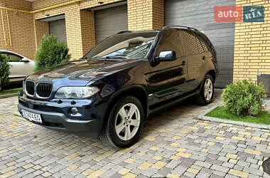 Внедорожник / Кроссовер BMW X5 2005 в Черновцах