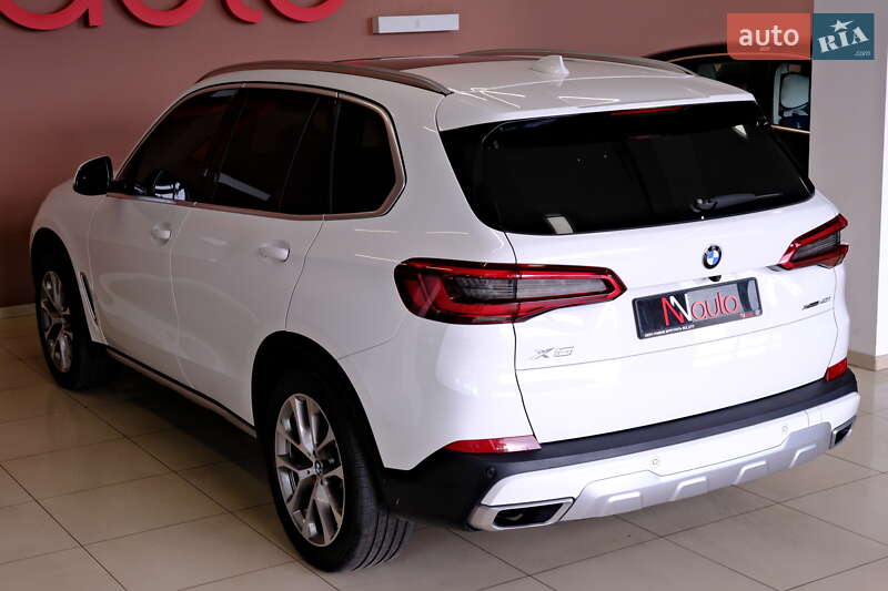 Внедорожник / Кроссовер BMW X5 2018 в Одессе