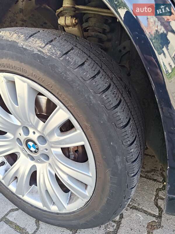 Внедорожник / Кроссовер BMW X5 2012 в Черновцах