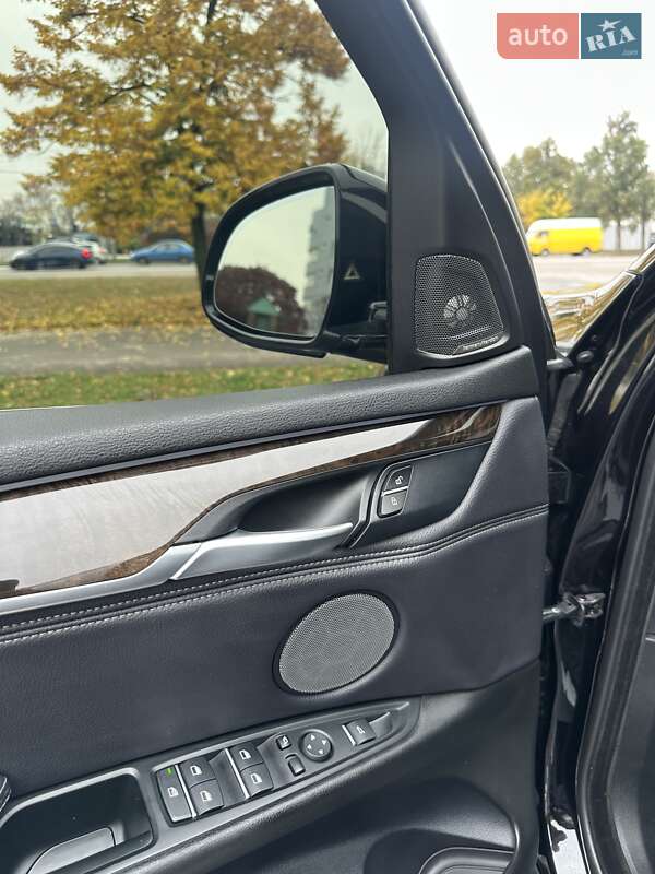 Внедорожник / Кроссовер BMW X5 2017 в Киеве