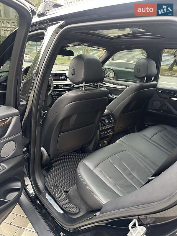 Внедорожник / Кроссовер BMW X5 2017 в Киеве