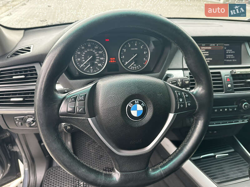 Внедорожник / Кроссовер BMW X5 2013 в Львове