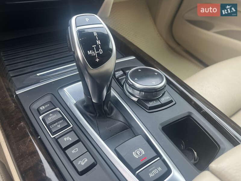 Позашляховик / Кросовер BMW X5 2014 в Ковелі