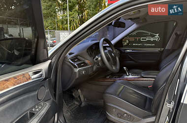 Внедорожник / Кроссовер BMW X5 2010 в 