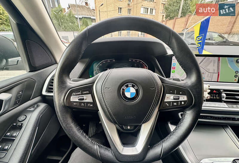 Внедорожник / Кроссовер BMW X5 2021 в Киеве