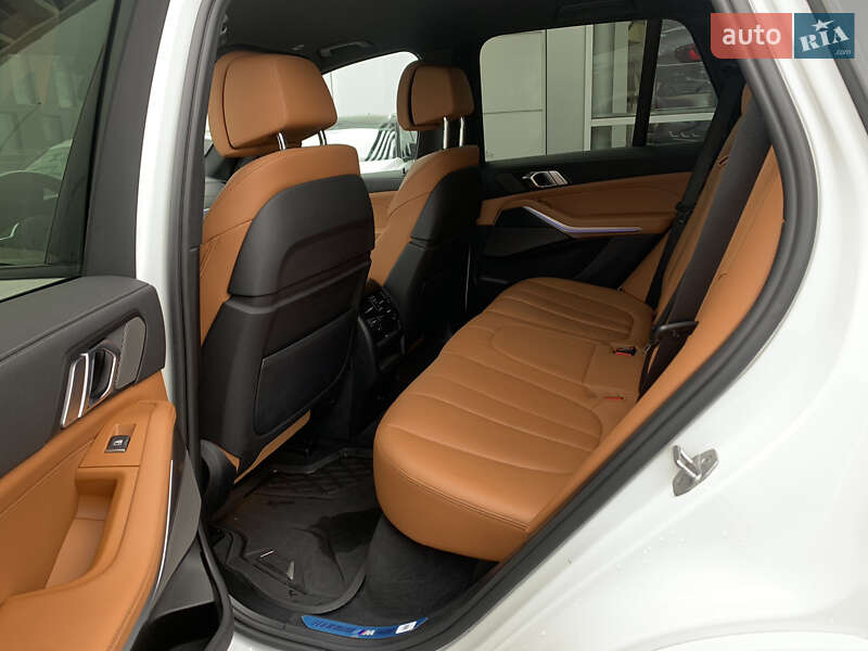 Внедорожник / Кроссовер BMW X5 2022 в Ивано-Франковске