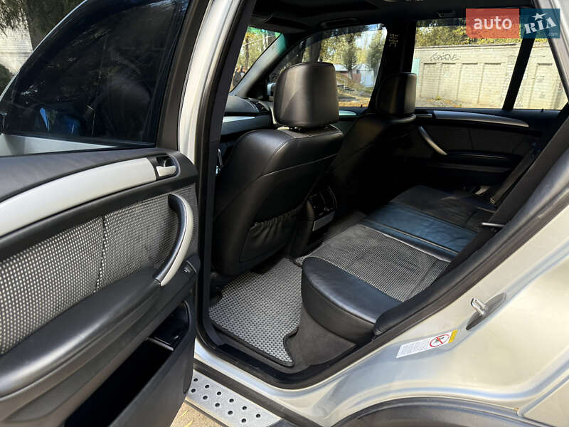 Позашляховик / Кросовер BMW X5 2003 в Кам'янському