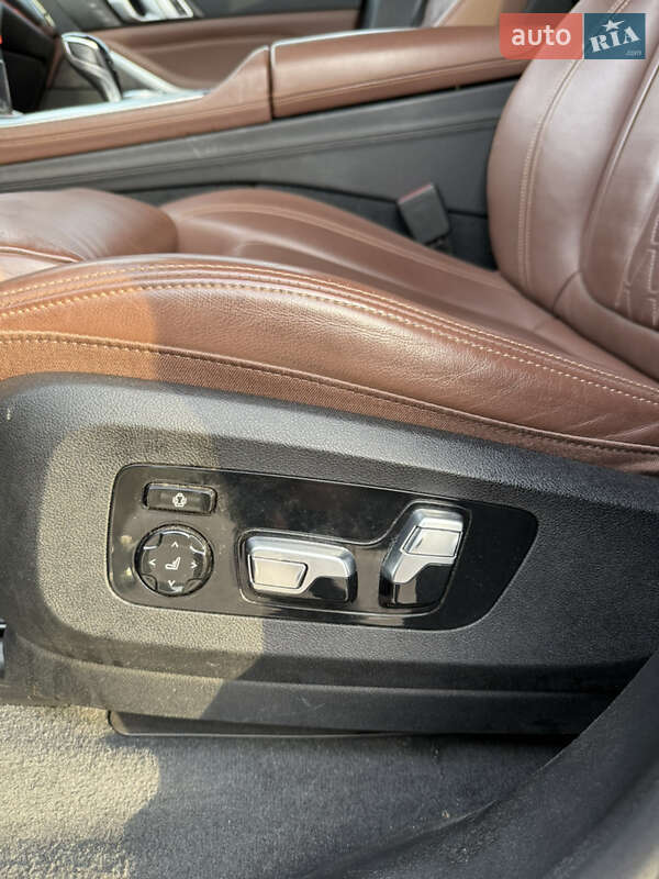 Внедорожник / Кроссовер BMW X5 2019 в Ровно