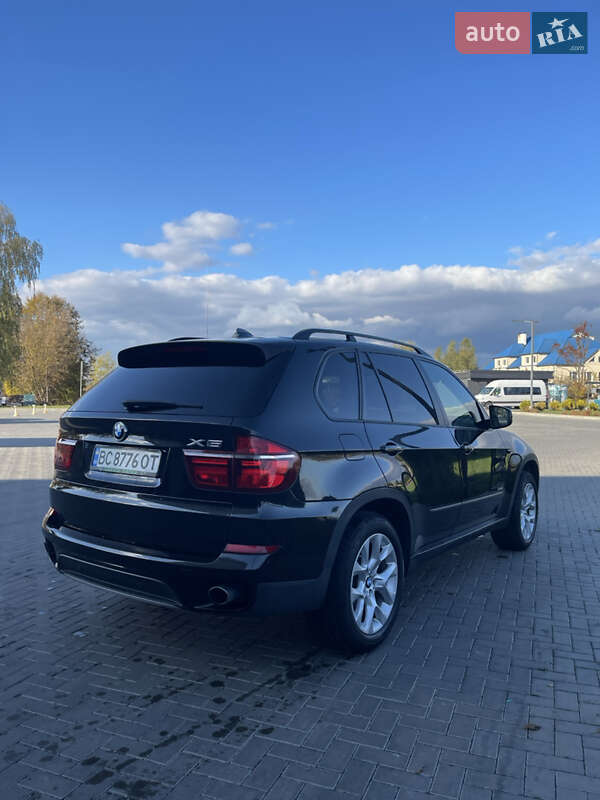 Внедорожник / Кроссовер BMW X5 2012 в Сокале
