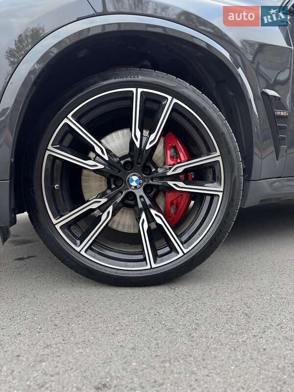 Внедорожник / Кроссовер BMW X5 2024 в Киеве