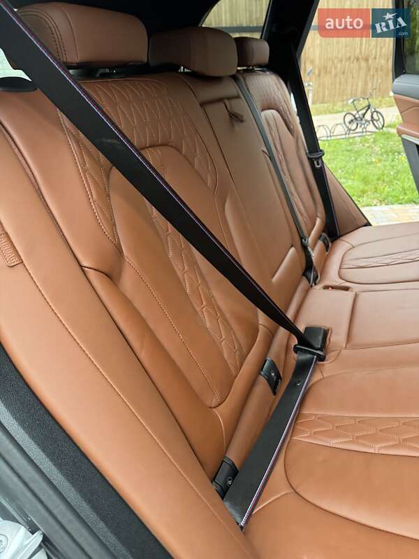 Внедорожник / Кроссовер BMW X5 2024 в Киеве