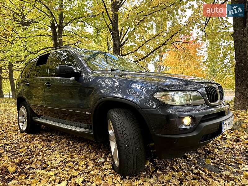 Внедорожник / Кроссовер BMW X5 2004 в Умани