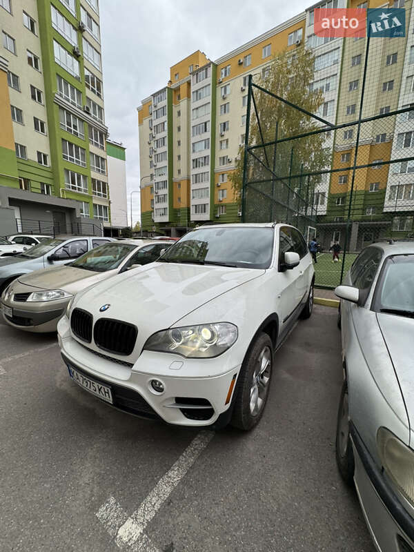 BMW X5 2011
