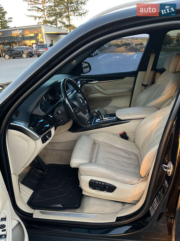 Позашляховик / Кросовер BMW X5 2013 в Вінниці