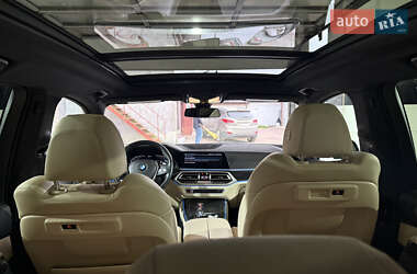 Внедорожник / Кроссовер BMW X5 2021 в 